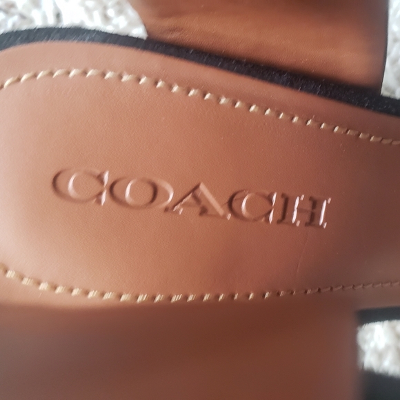 💫🎉 HP Coach: Odessa Wedge Rivets Sandals NWOT - Picture 6 of 8